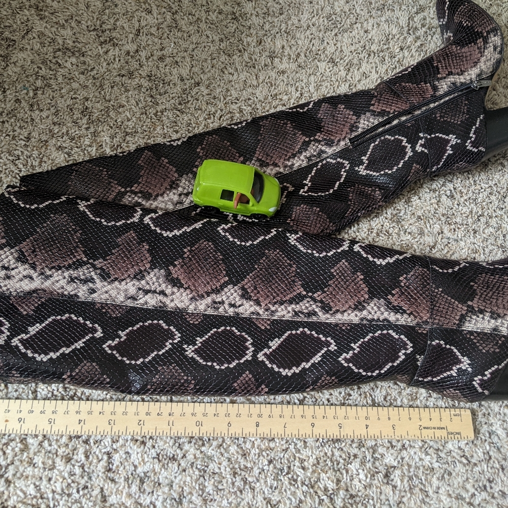 Vince Camuto Corinne Boots